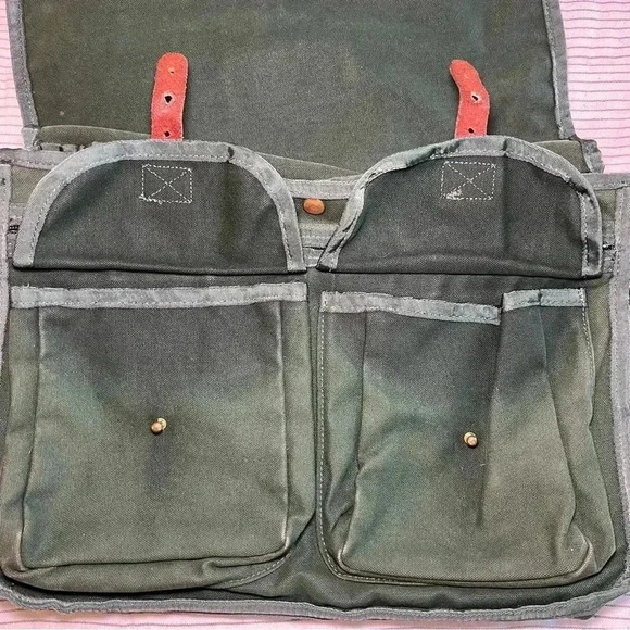 J.W. Hummel Co. Canvas / Leather Messenger bag - Picture 4 of 16